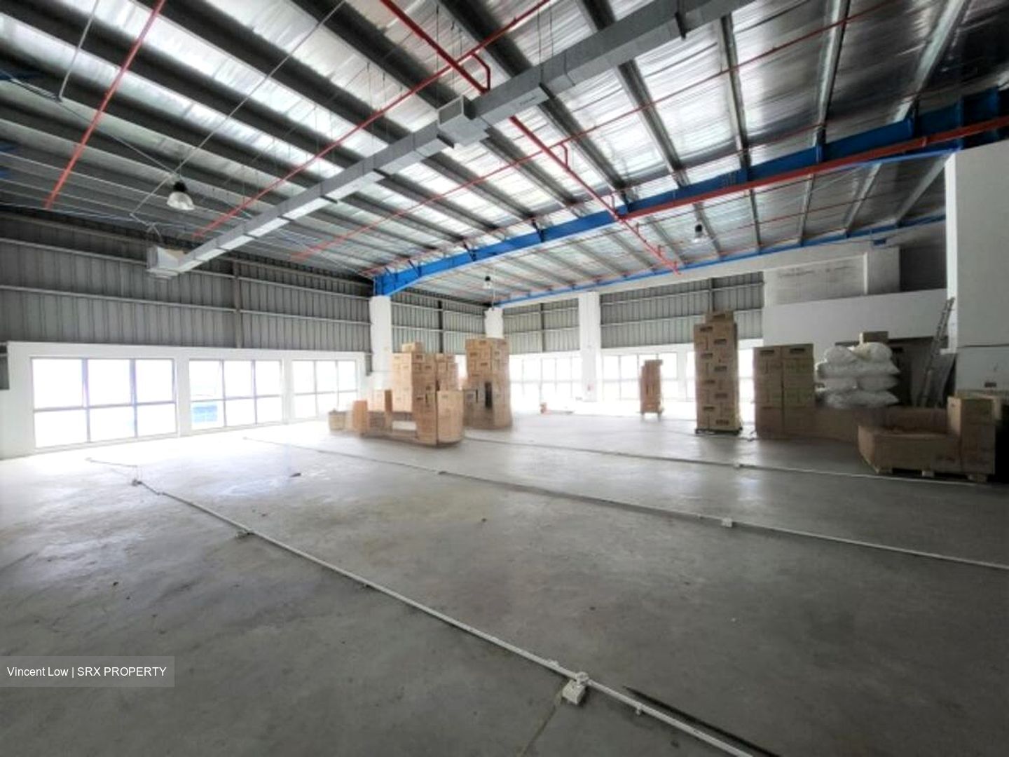 Tampines Industrial Drive (D18), Warehouse #530851081